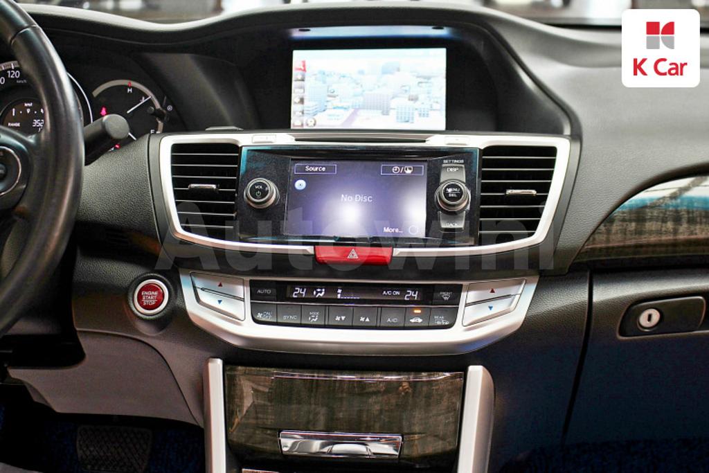 2013 HONDA  ACCORD 2.4 - 8
