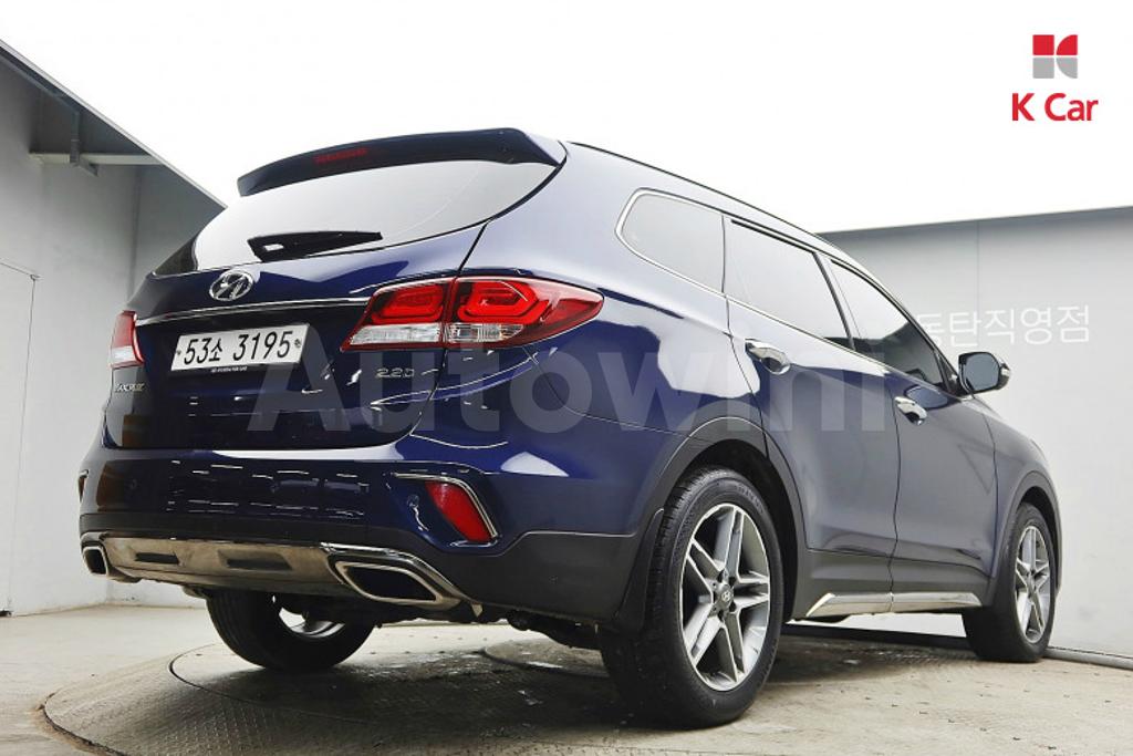 KMHSR81XBJU292232 2018 HYUNDAI  MAXCRUZ DIESEL 2.2 2WD-3