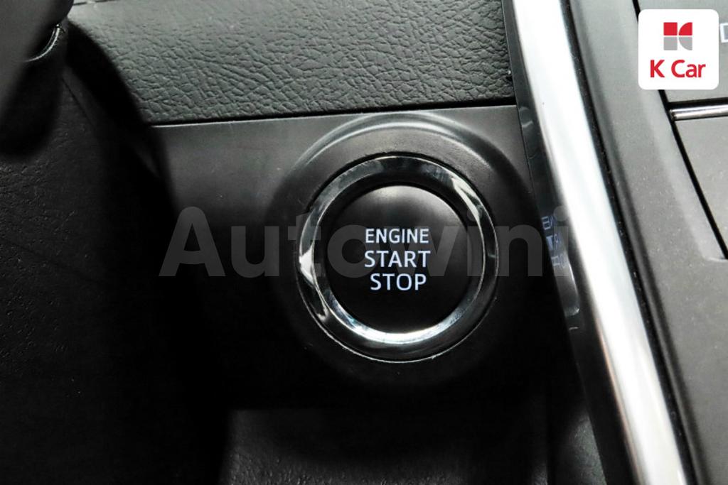 2016 TOYOTA  CAMRY 2.5 XLE - 14