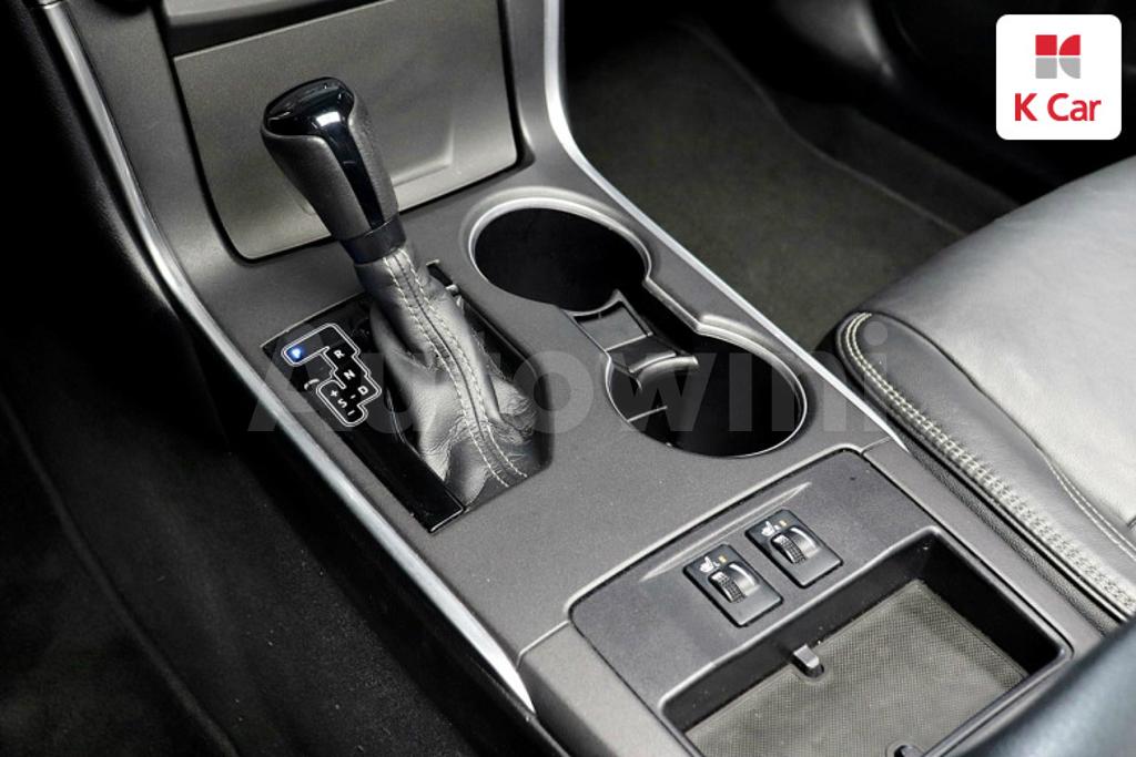 2015 TOYOTA  CAMRY 2.5 XLE - 12