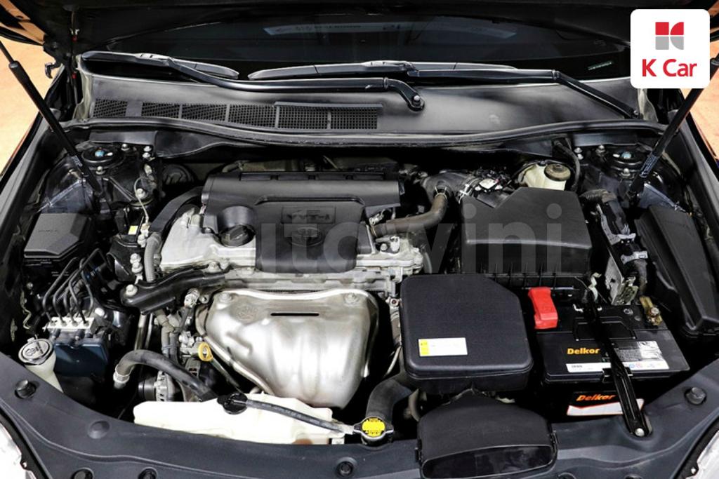 2015 TOYOTA  CAMRY 2.5 XLE - 20