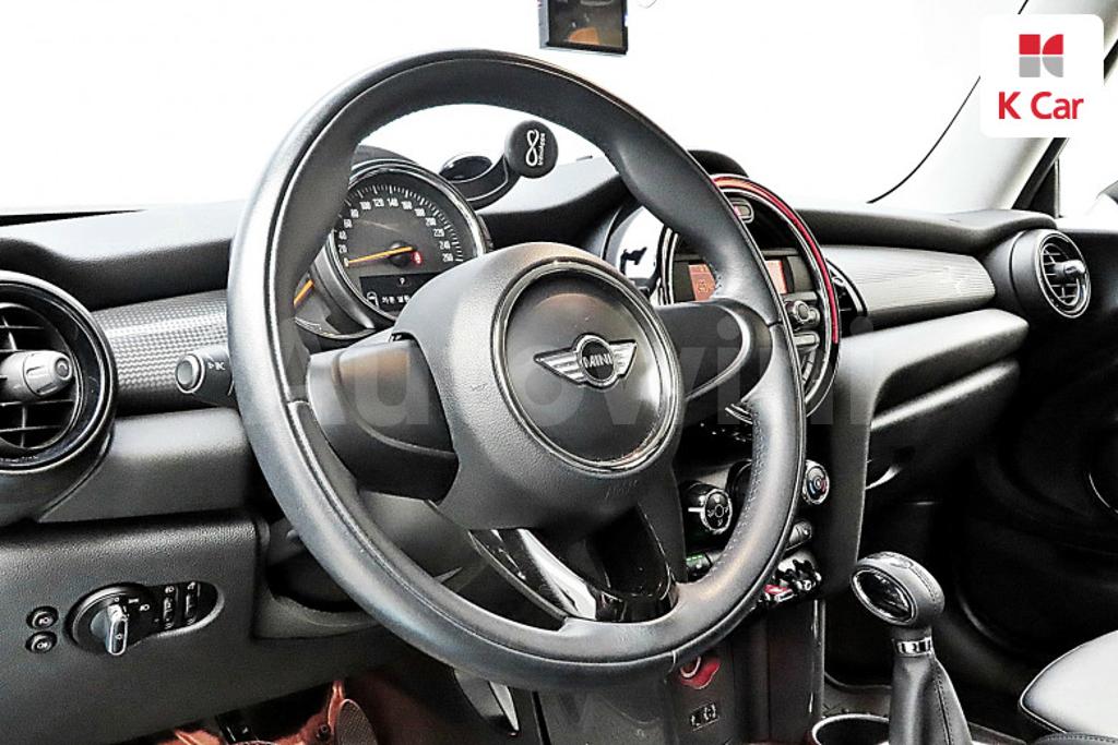 2015 MINI COOPER BASIC - 9