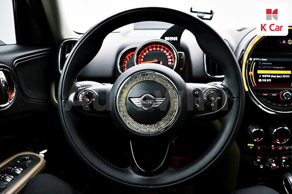 2017 MINI COOPER COUNTRYMAN D ALL4 HIGH - 19
