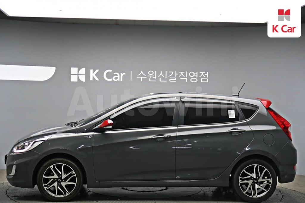 KMHCU51BEKU395443 2019 HYUNDAI ACCENT  WIT 1.4 VVT PREMIUM-2