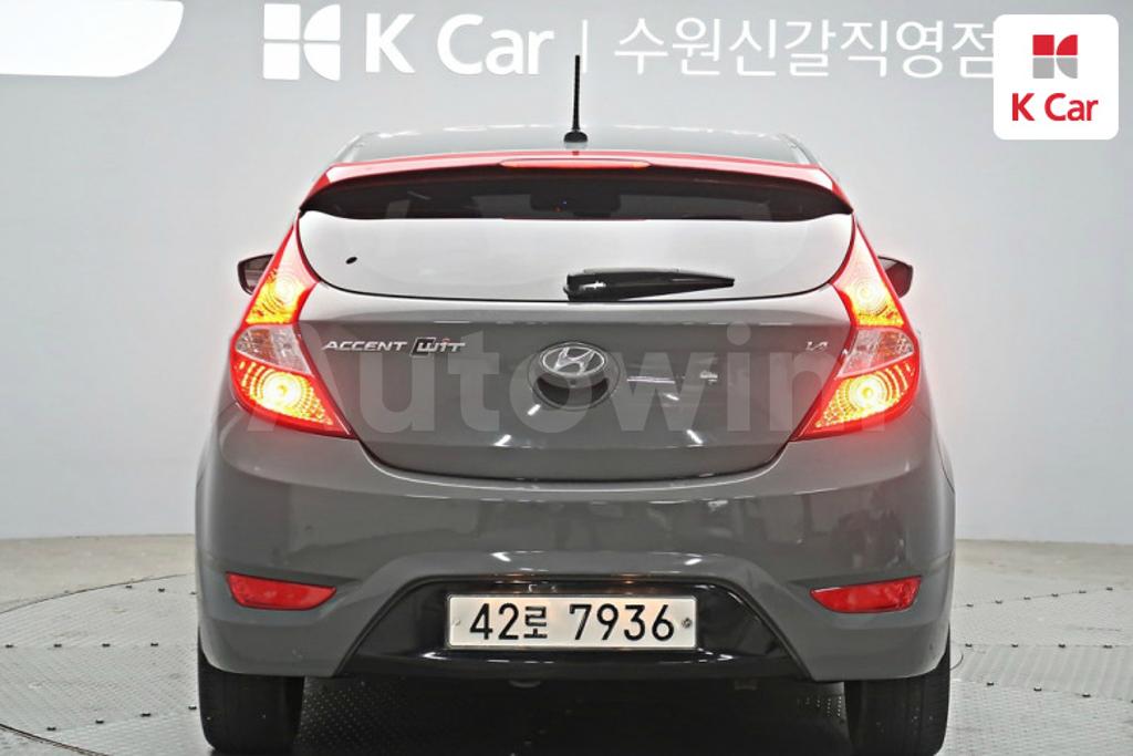KMHCU51BEKU395443 2019 HYUNDAI ACCENT  WIT 1.4 VVT PREMIUM-3