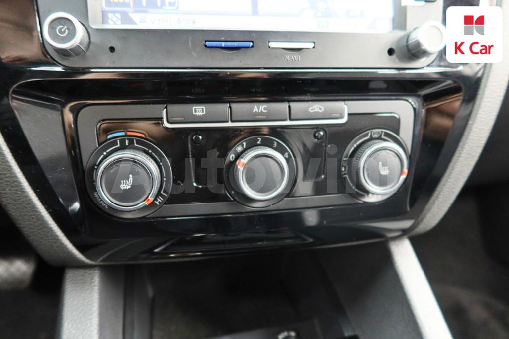 2015 VOLKSWAGEN  JETTA 2.0 TDI BLUE-MOTION - 13