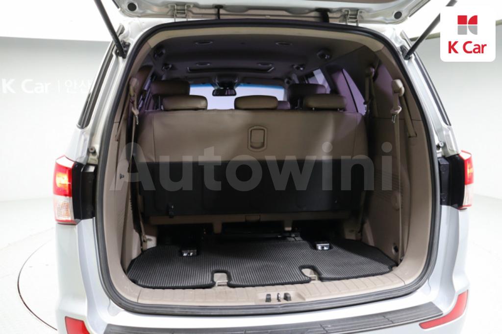 2014 SSANGYONG KORANDO TURISMO 4WD GT 11 SEATS - 19