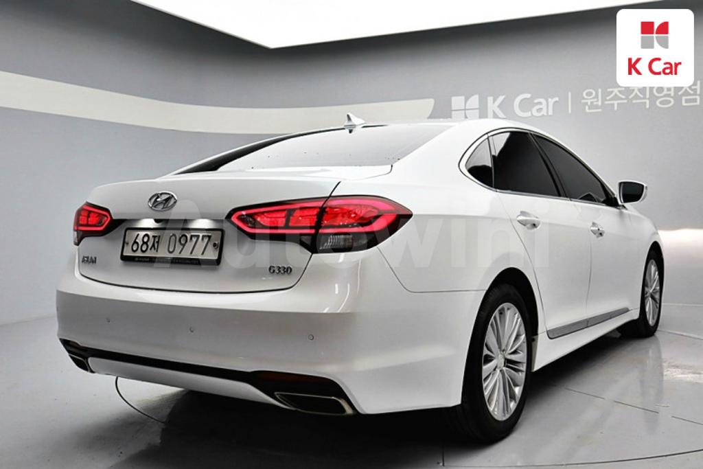 KMHFN412BGA011764 2016 HYUNDAI ASLAN G330 MORDERN-1