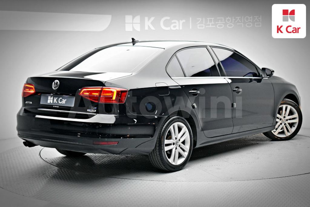WVWZZZ16ZFM029085 2015 VOLKSWAGEN  JETTA 2.0 TDI BLUE-MOTION PREMIUM-3