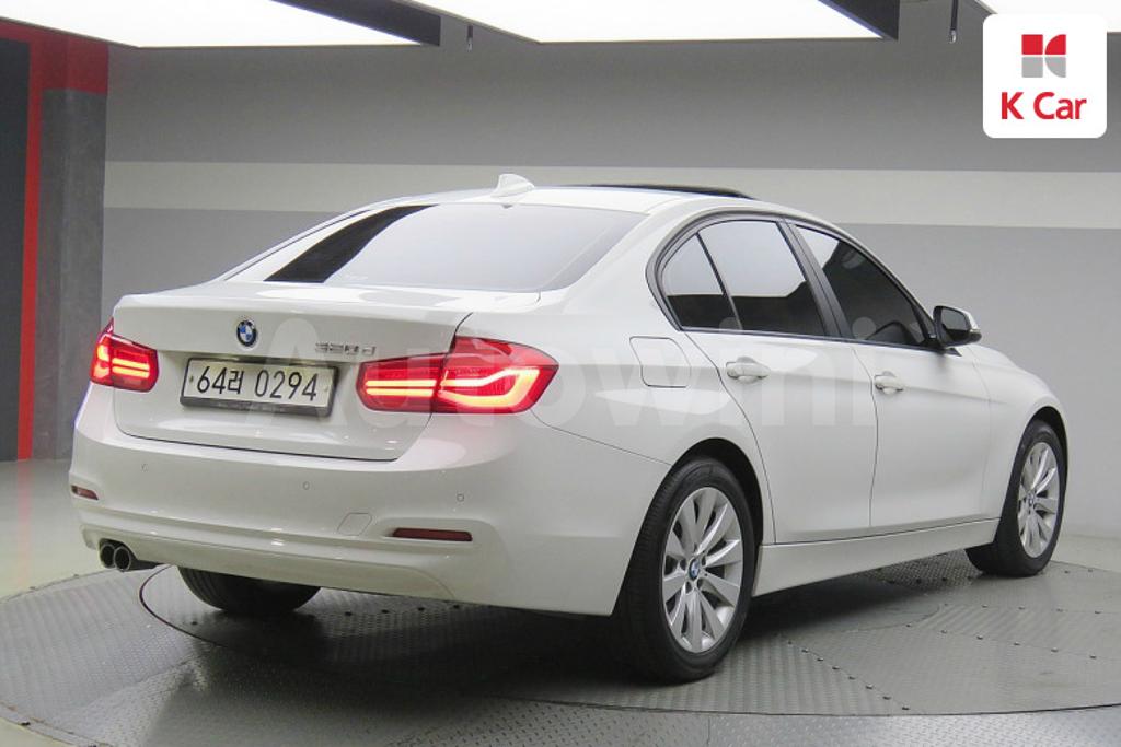 2016 BMW 3 SERIES F30  320D - 7