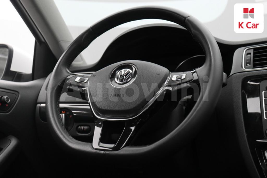 2015 VOLKSWAGEN  JETTA 2.0 TDI BLUE-MOTION PREMIUM - 8