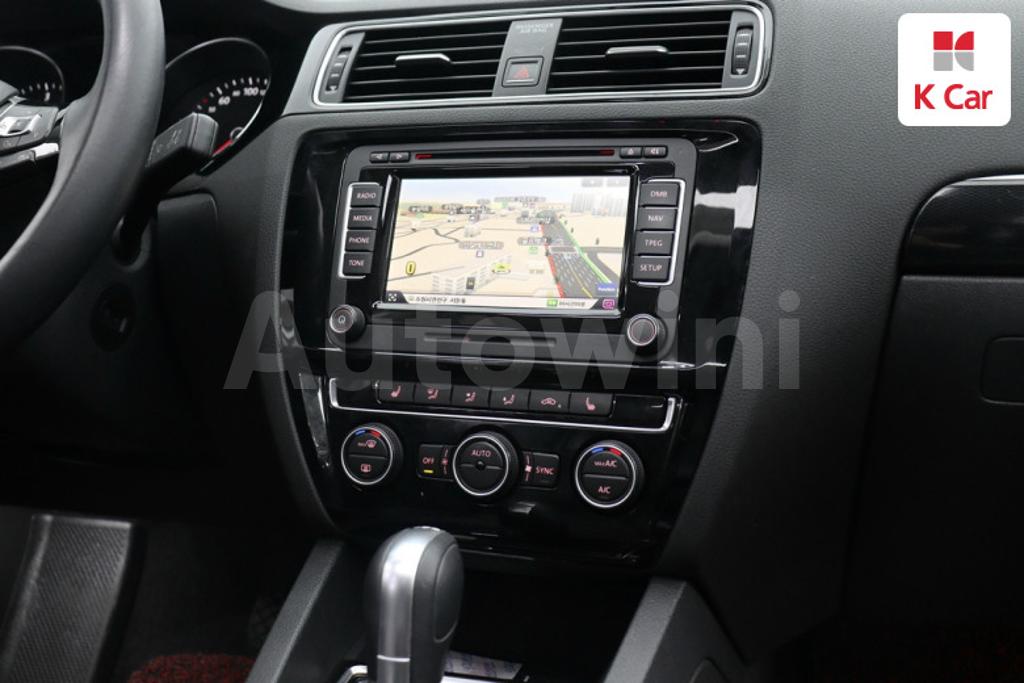 2015 VOLKSWAGEN  JETTA 2.0 TDI BLUE-MOTION PREMIUM - 9