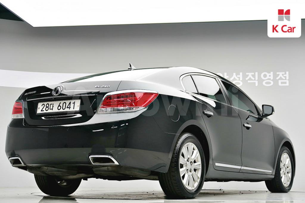 KLAPA69JDEB030591 2014 GM DAEWOO (CHEVROLET) ALPHEON EL240-1