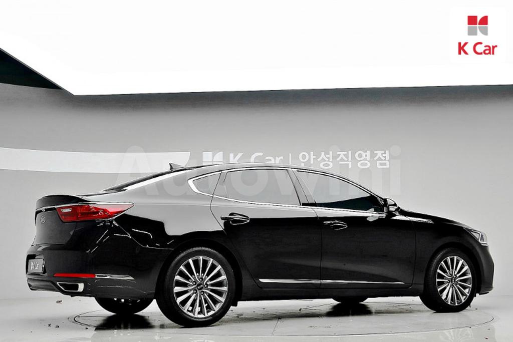 2019 KIA  K7 CADENZA 2.4 GDI NOBLESSE - 4