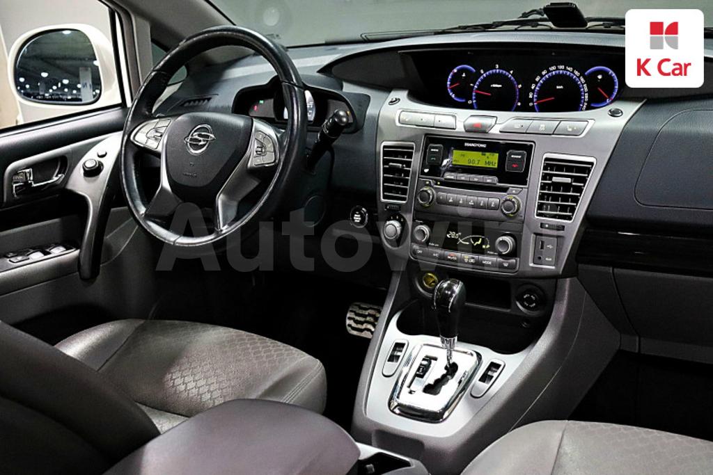 2016 SSANGYONG KORANDO TURISMO 4WD TX 9 SEATS - 8