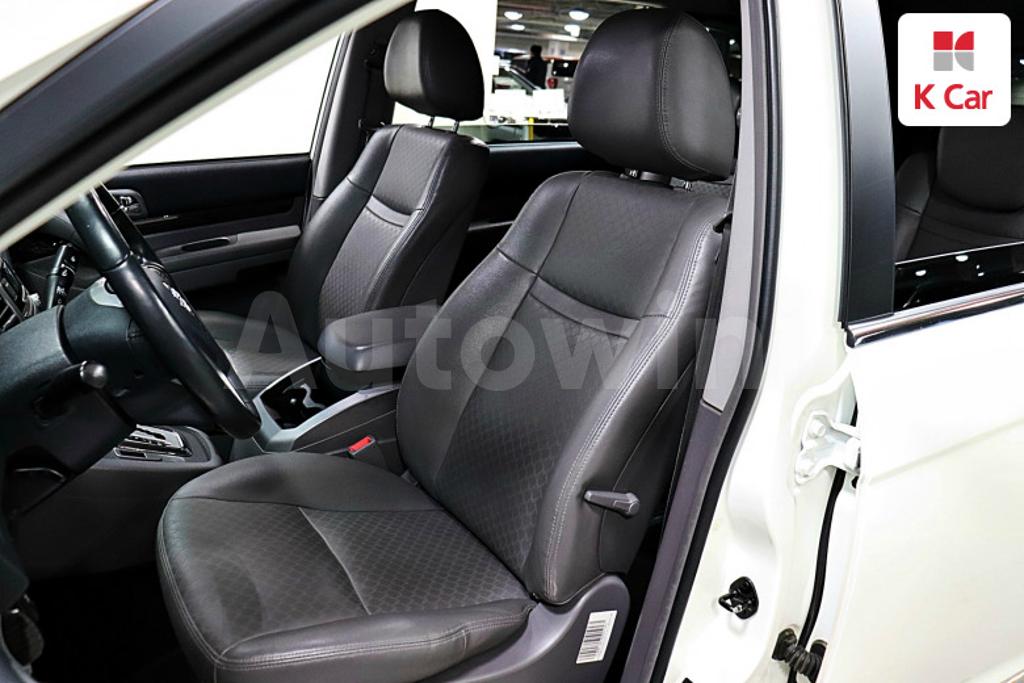 2016 SSANGYONG KORANDO TURISMO 4WD TX 9 SEATS - 16