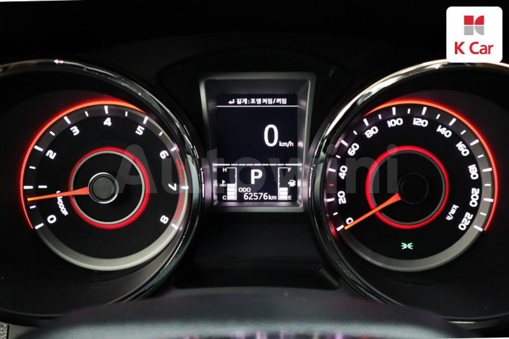 2019 SSANGYONG TIVOLI ARMOR LX 2WD - 8