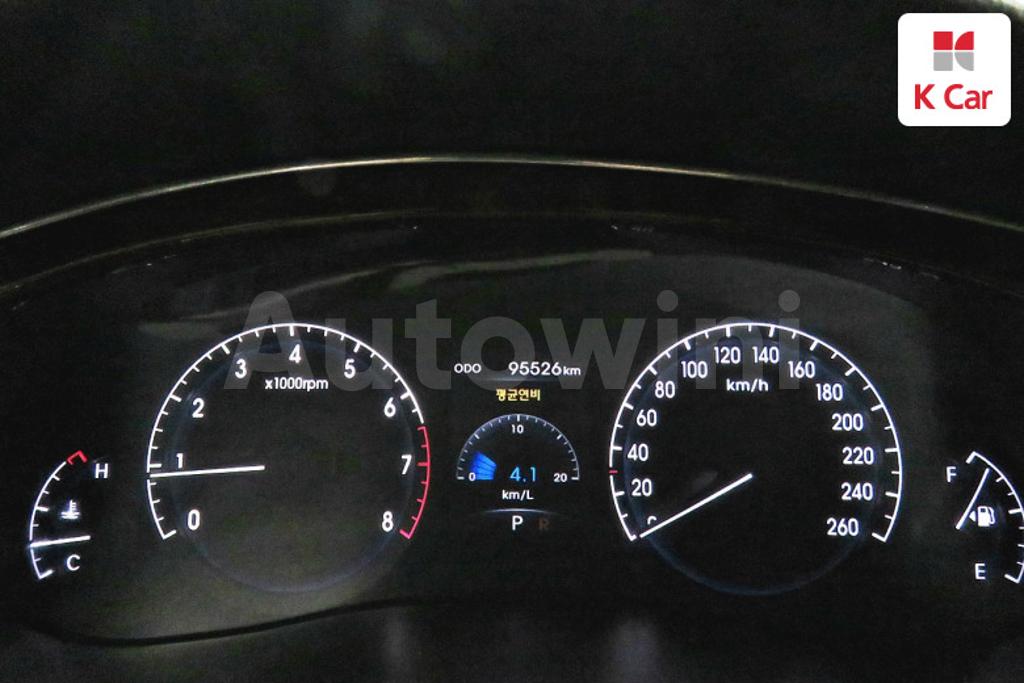 KMHGB41ABAU073763 2010 HYUNDAI GENESIS BH330 LUXURY-5