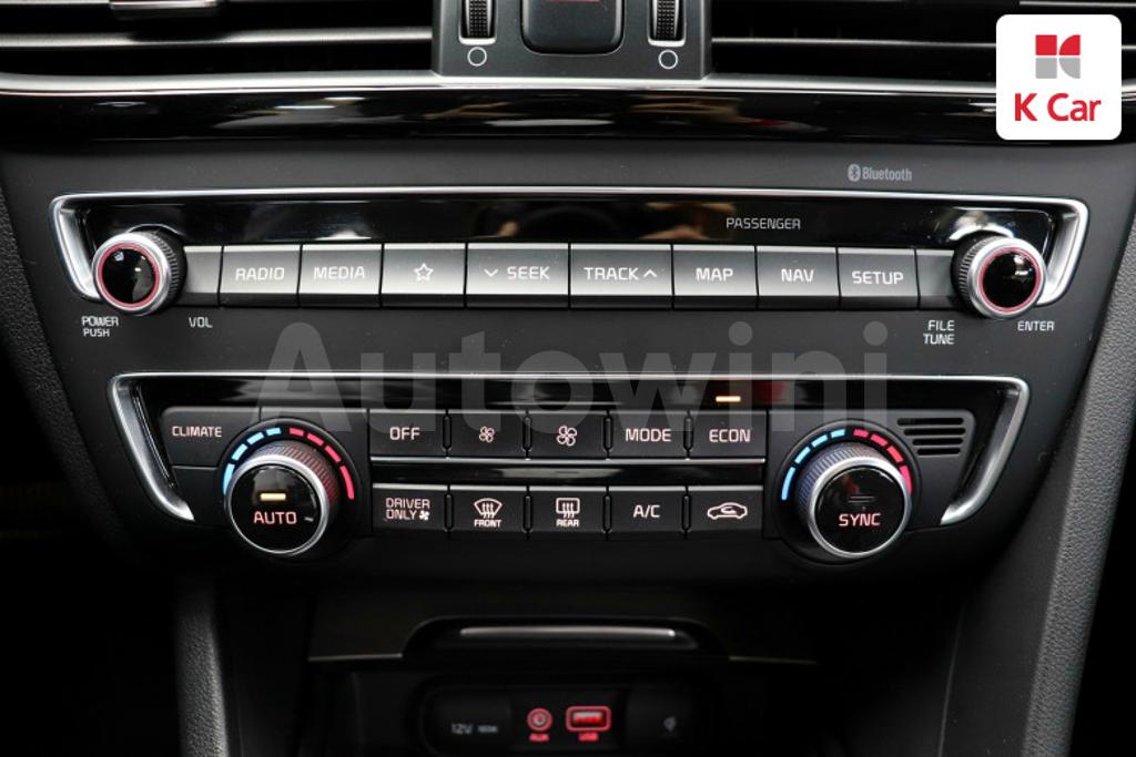 2018 KIA K5 HYBRID 2ND GEN OPTIMA NOBLESSE - 11