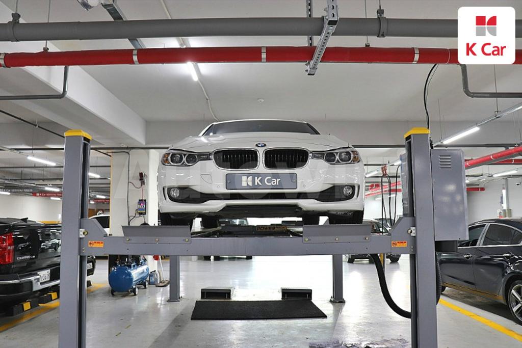 2012 BMW 3 SERIES F30  320D - 20