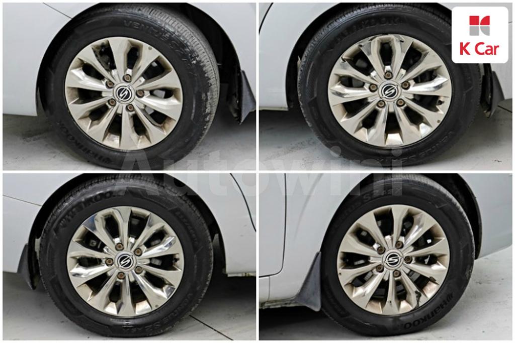 2016 SSANGYONG KORANDO TURISMO 4WD 9 SEATS - 17