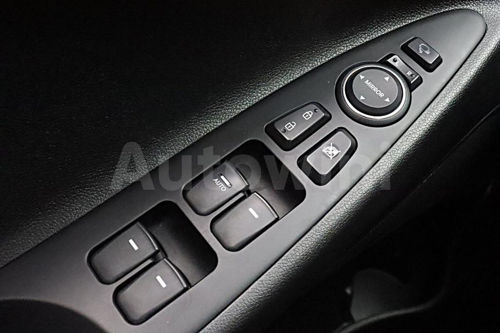 2012 HYUNDAI SONATA HYBRID 2.0 - 29