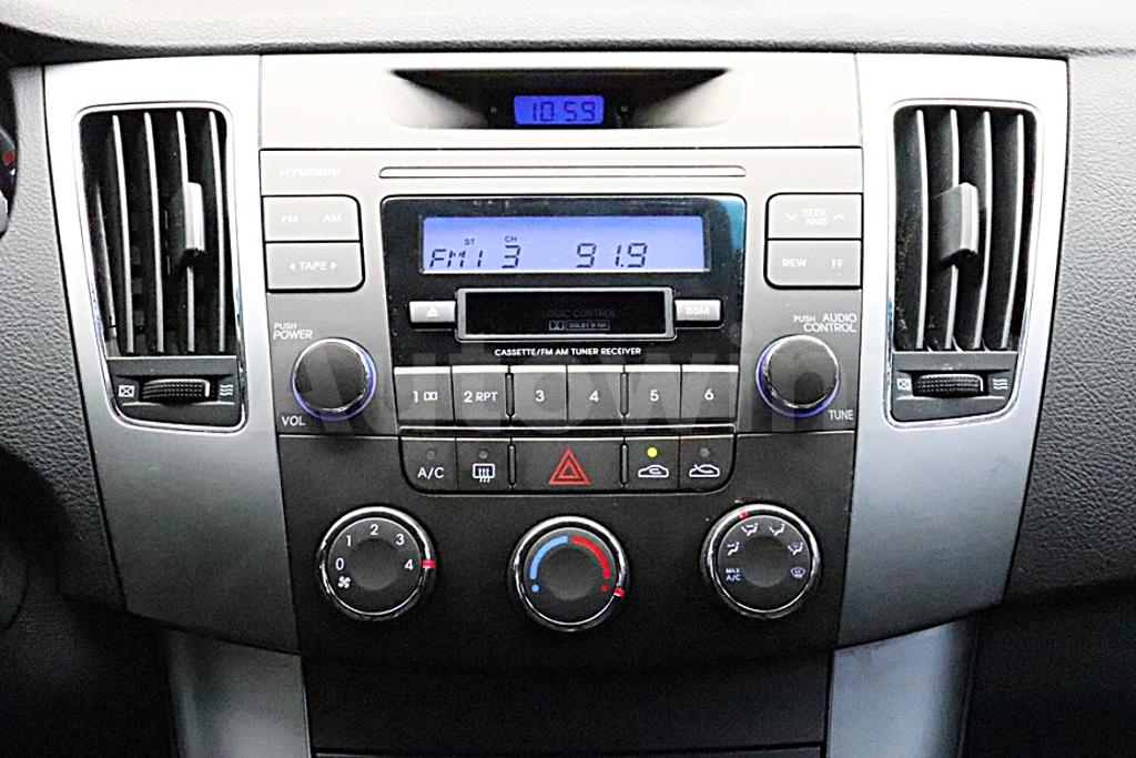 2010 HYUNDAI NF SONATA TRANSFORM LPG N20 DELUXE - 20