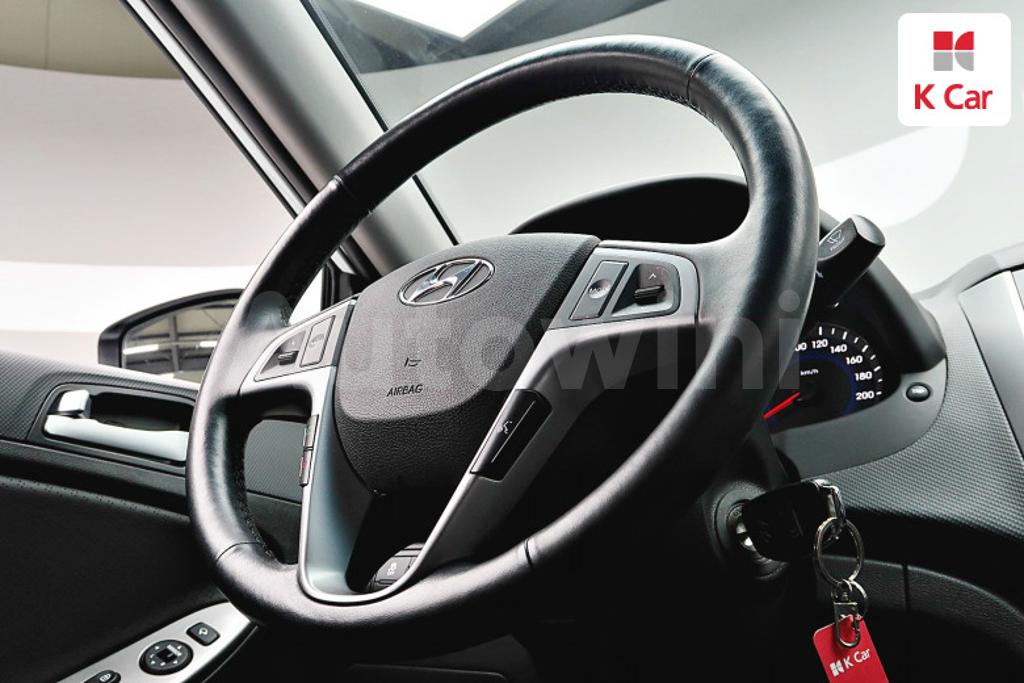 2017 HYUNDAI ACCENT  1.4 VVT MORDERN - 10