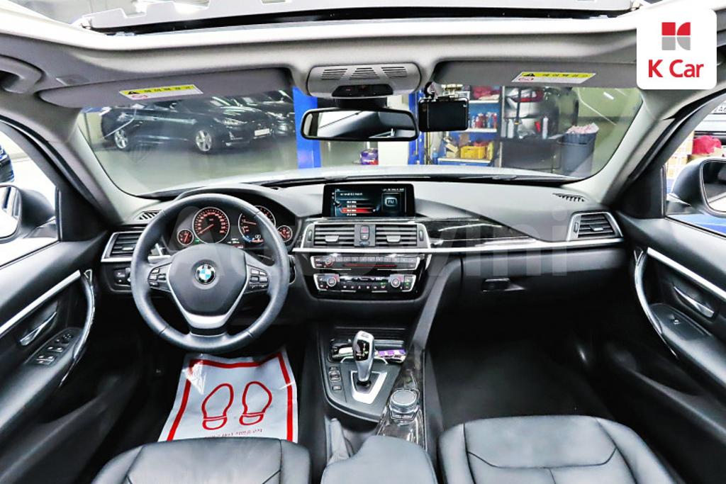 2017 BMW 3 SERIES F30  320I LUXURY - 9