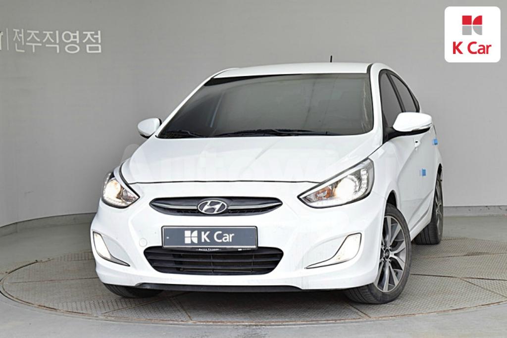 KMHCU41BEHU318944 2017 HYUNDAI ACCENT  1.4 VVT PREMIUM-0