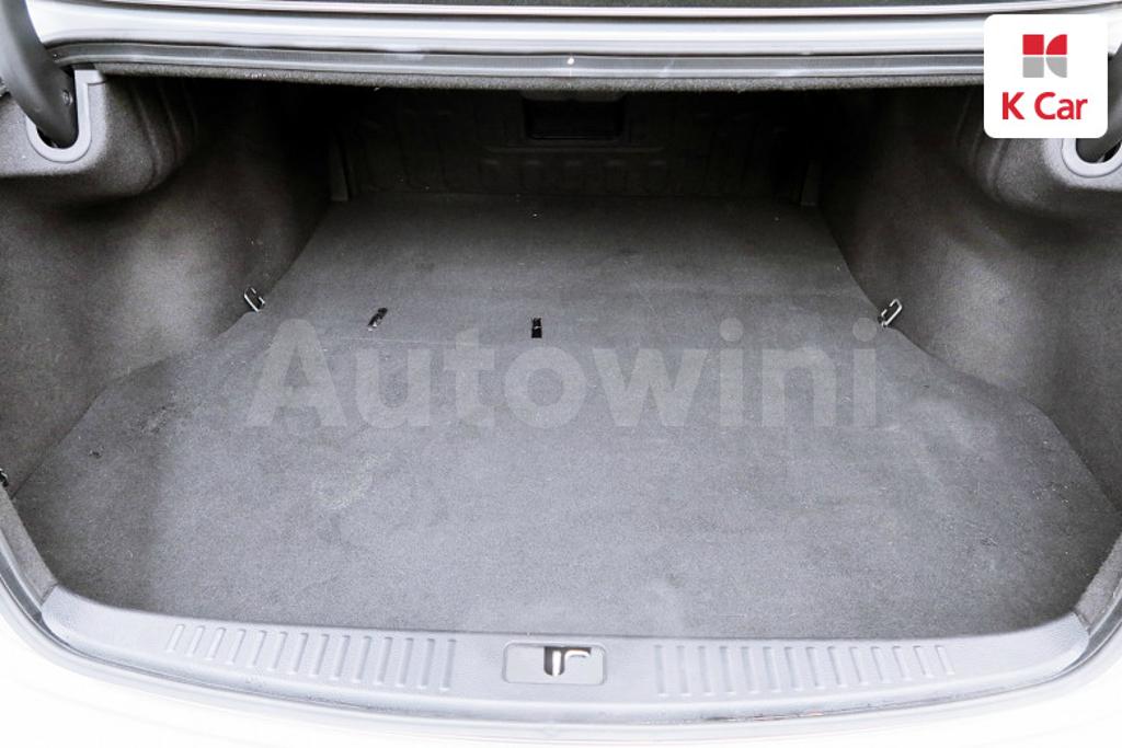 2011 HYUNDAI GENESIS BH330 LUXURY - 10