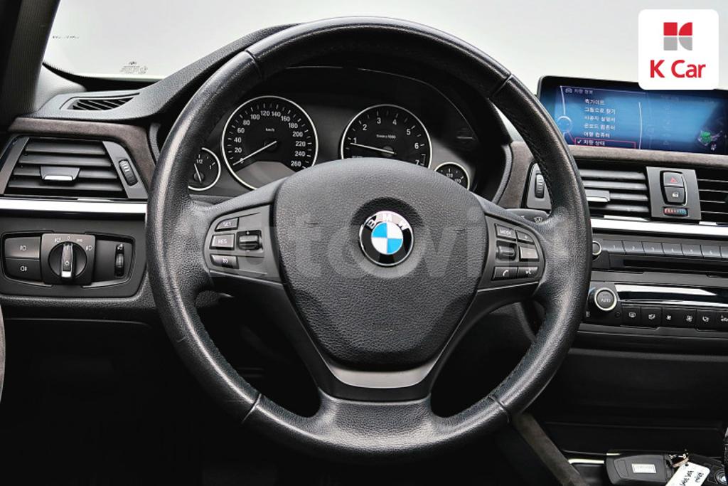 2012 BMW 3 SERIES F30  320I - 9
