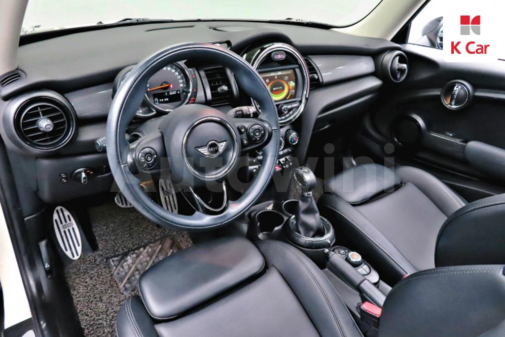 2016 MINI COOPER D MID - 8