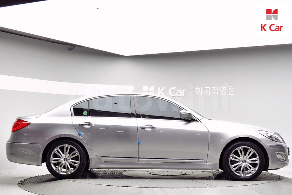 KMHGB41BBCU197340 2012 HYUNDAI GENESIS BH330 LUXURY-1