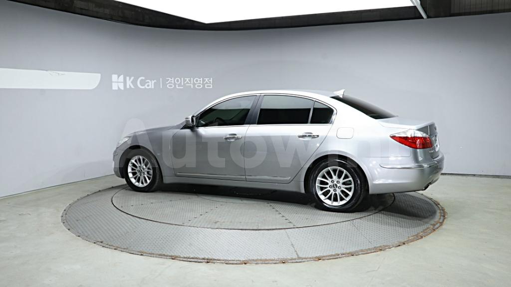 KMHGB41ABAU091527 2010 HYUNDAI GENESIS BH330 LUXURY-5