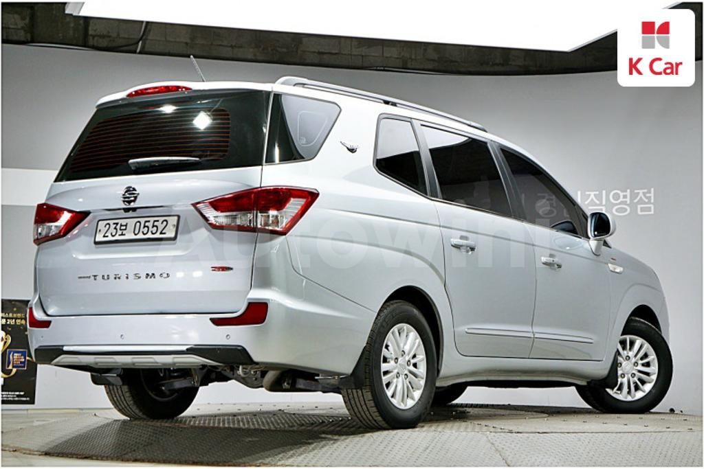 2016 SSANGYONG KORANDO TURISMO 4WD TX 9 SEATS - 3