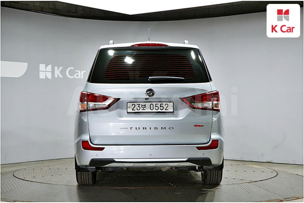 2016 SSANGYONG KORANDO TURISMO 4WD TX 9 SEATS - 5