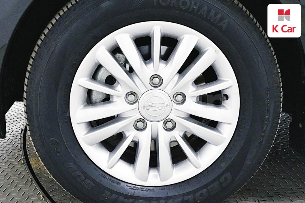 2016 SSANGYONG KORANDO TURISMO 4WD TX 9 SEATS - 12
