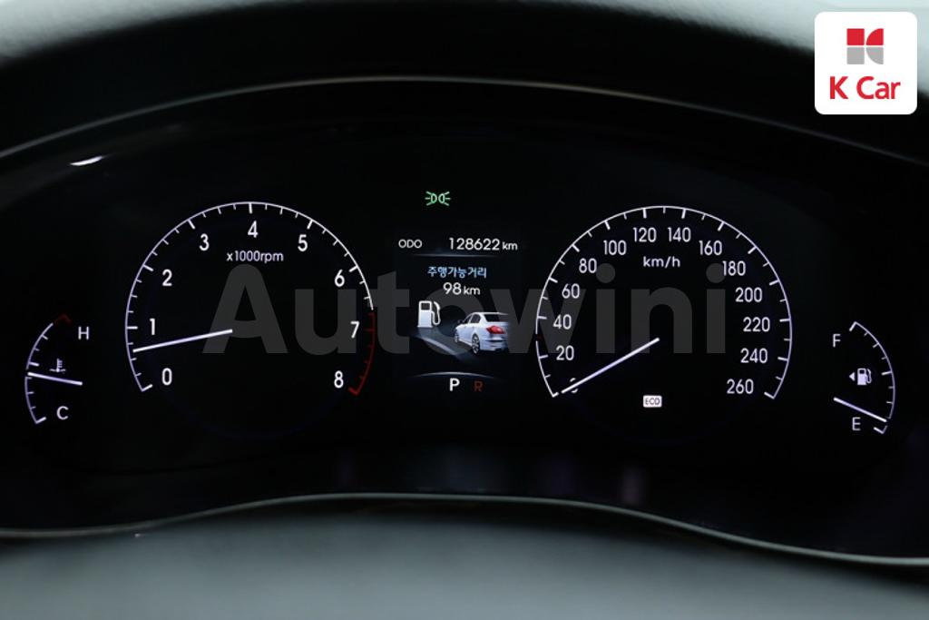 2013 HYUNDAI GENESIS BH330 MORDERN - 9