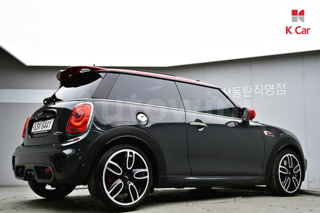 2017 MINI COOPER S JCW - 3