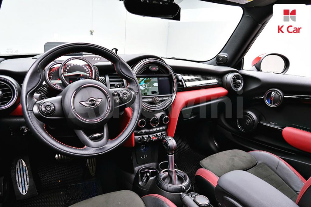 2017 MINI COOPER S JCW - 8