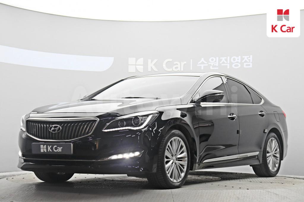 KMHFL411BJA014441 2018 HYUNDAI ASLAN G300 MORDERN-0