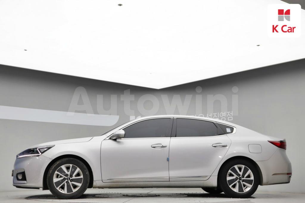 KNALA41GBHA004008 2017 KIA  K7 HYBRID CADENZA PRESTIGE-1