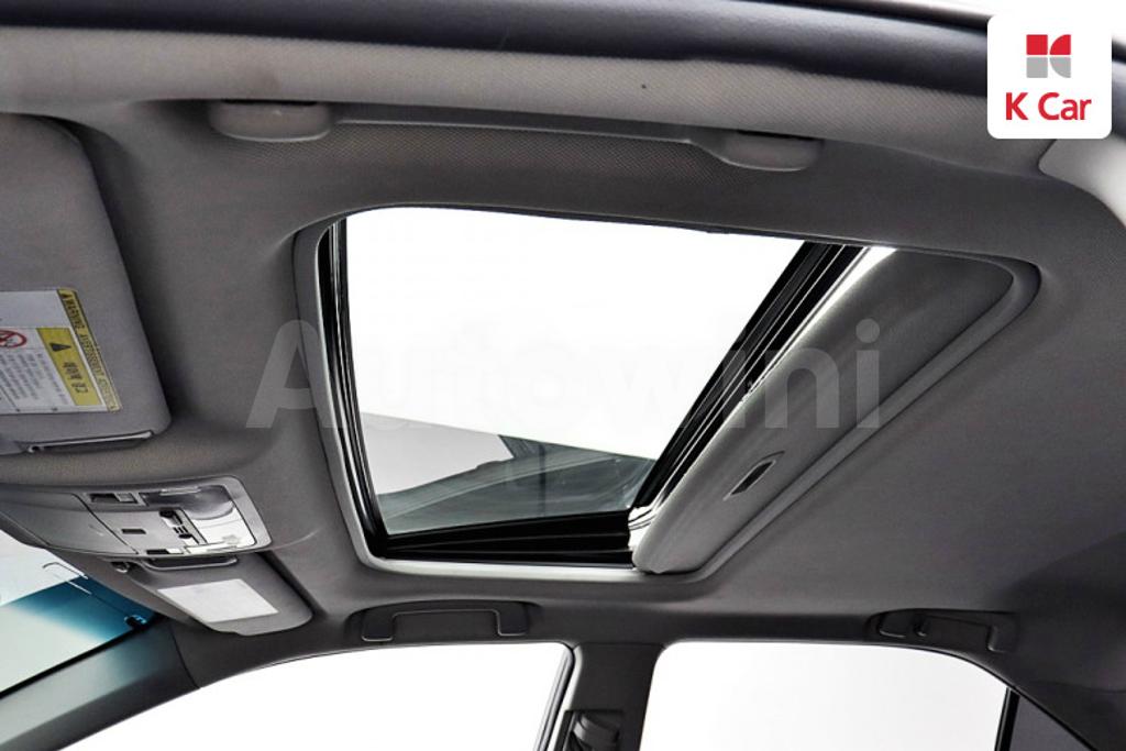2015 TOYOTA  CAMRY 2.5 XLE - 7