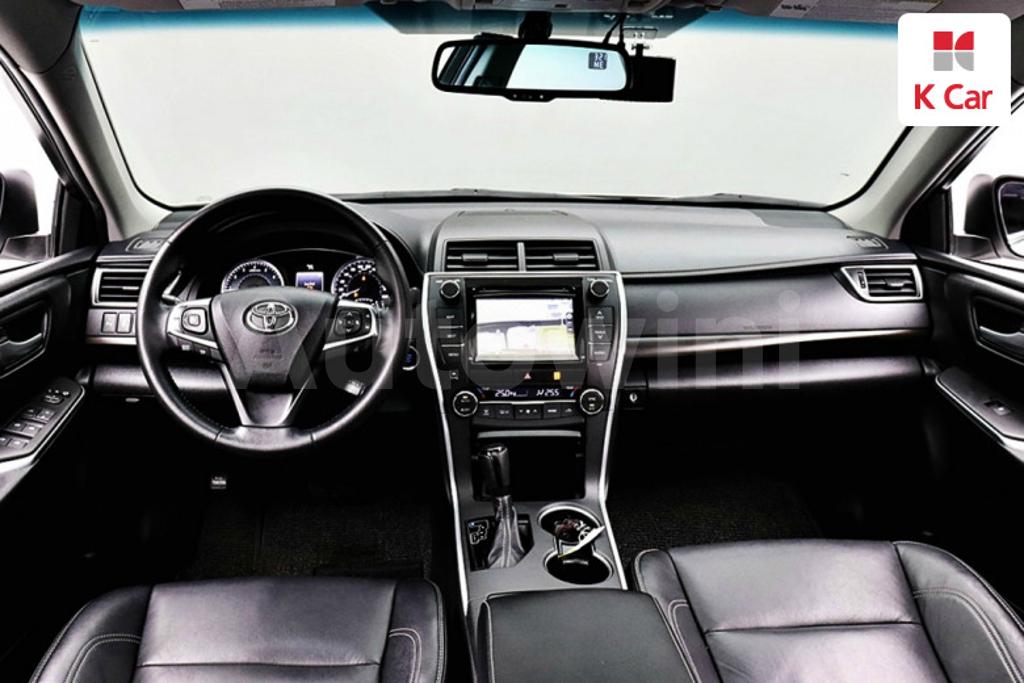 2015 TOYOTA  CAMRY 2.5 XLE - 11