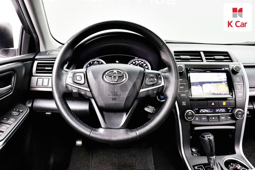 2015 TOYOTA  CAMRY 2.5 XLE - 12