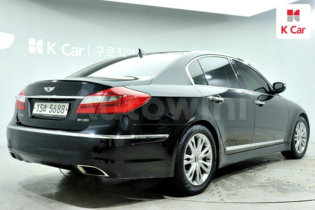 KMHGB41BBCU176701 2012 HYUNDAI GENESIS BH330 LUXURY-1