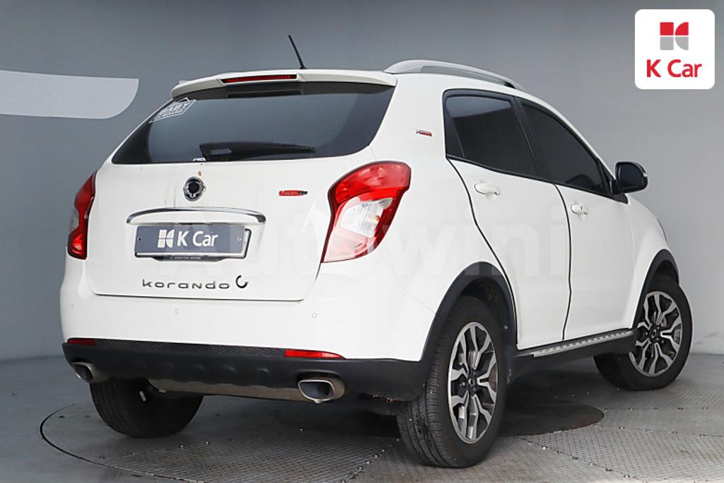 KPBBH2AW1HP250947 2017 SSANGYONG  KORANDO C 2.2 EXTREME 2WD-3