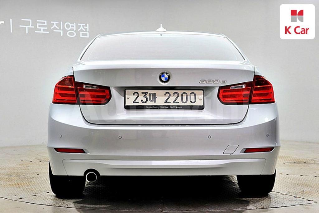 2012 BMW 3 SERIES F30  320D - 19