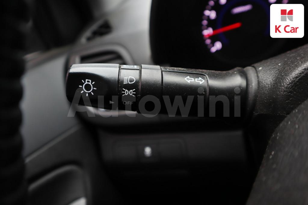 KMHCS41BAHU205985 2017 HYUNDAI ACCENT  1.4 VVT SMART-3